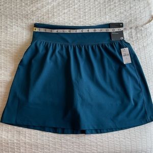 GAP NWT Deep Turquoise Skort, Medium Tall